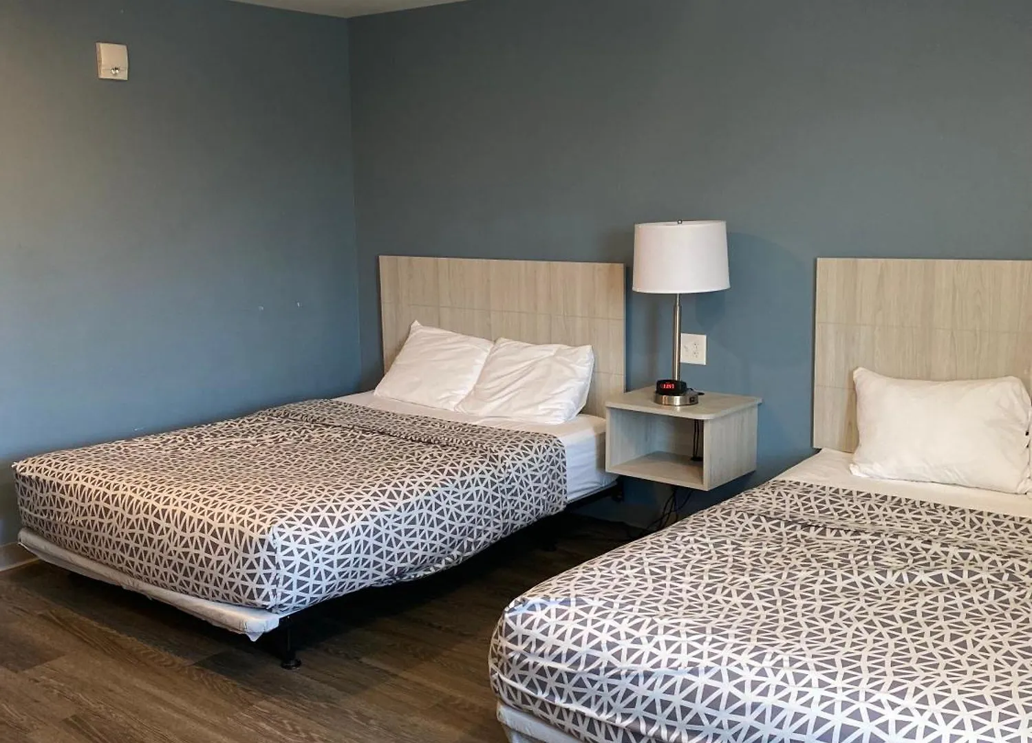 Woodspring Suites Hermitage - Nashville Airport Hotel