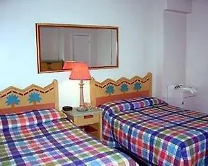  Hotel Riverside United States